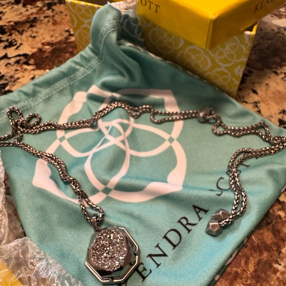 Kendra Scott silver geode adjustable slide necklace